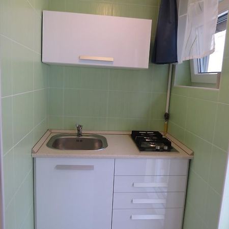 Galagonyas Apartman Eger Ruang foto
